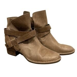 Size 8.5 Women’s Leather Elysian Ugg Booties‎